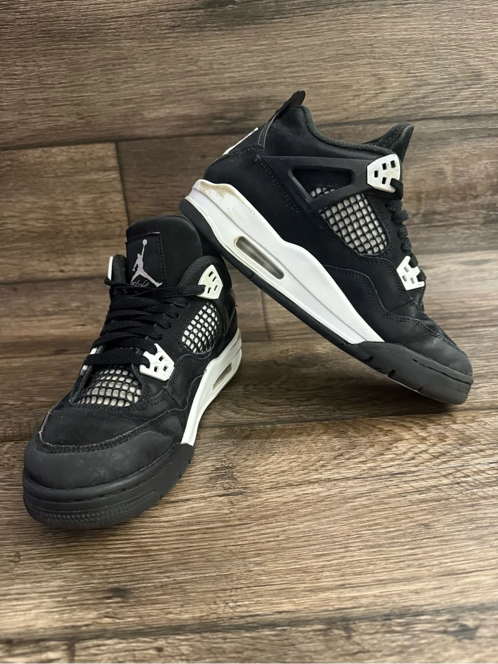 Nike Air Jordan 4 Retro Black White Thunder Kids Size 6.5Y